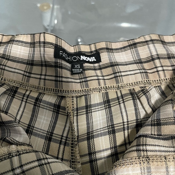 Fashion Nova Tan and Black High Waist Shorts - Picture 3 of 3